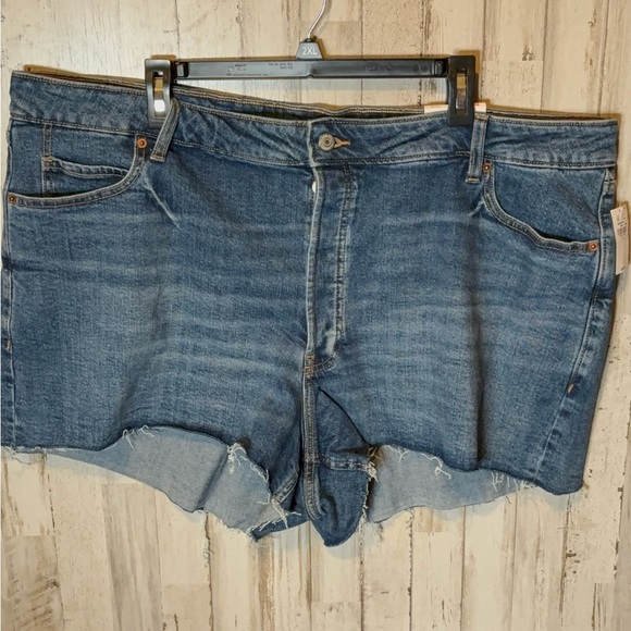 Old Navy Pants - OLD NAVY Women's High Waisted Button-Fly-Cut Off  Jean Shorts sz 24 NWT!